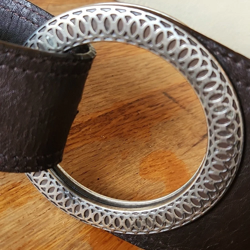Chicos Silver Metal Wide‎ Brown Belt 36